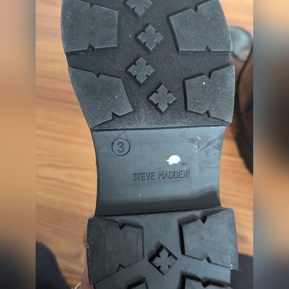 Steve Madden Kids' Trap Boot in Black Patent - Picture 7 of 16